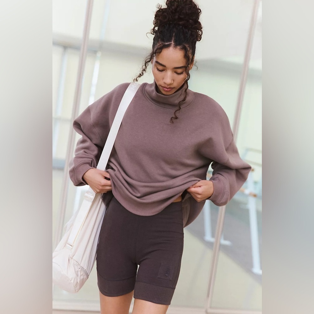 Free People Movement Slouchy Oversized Turtleneck Pullover Sweater Brown NEW